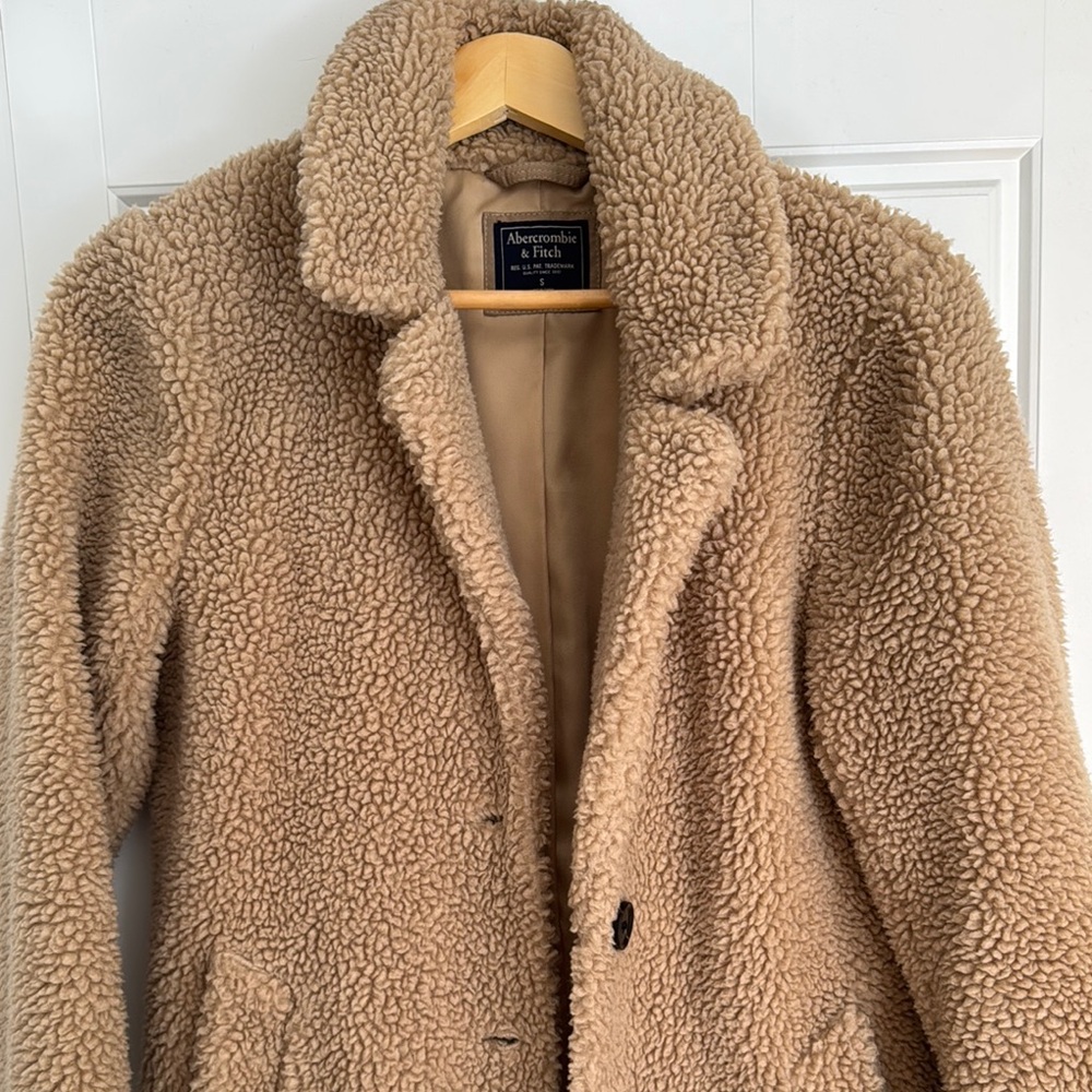 Abercrombie & Fitch Tan Sherpa Coat